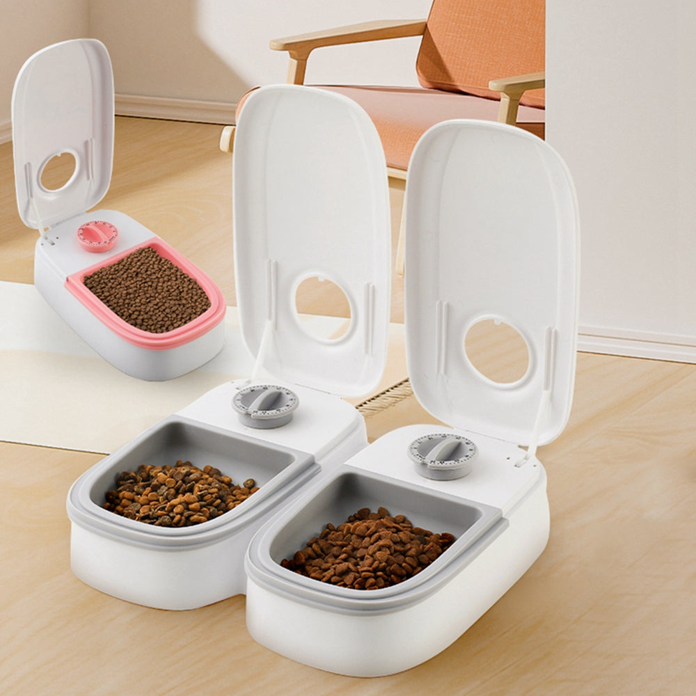 DuoServe pet feeder in grey and pink options